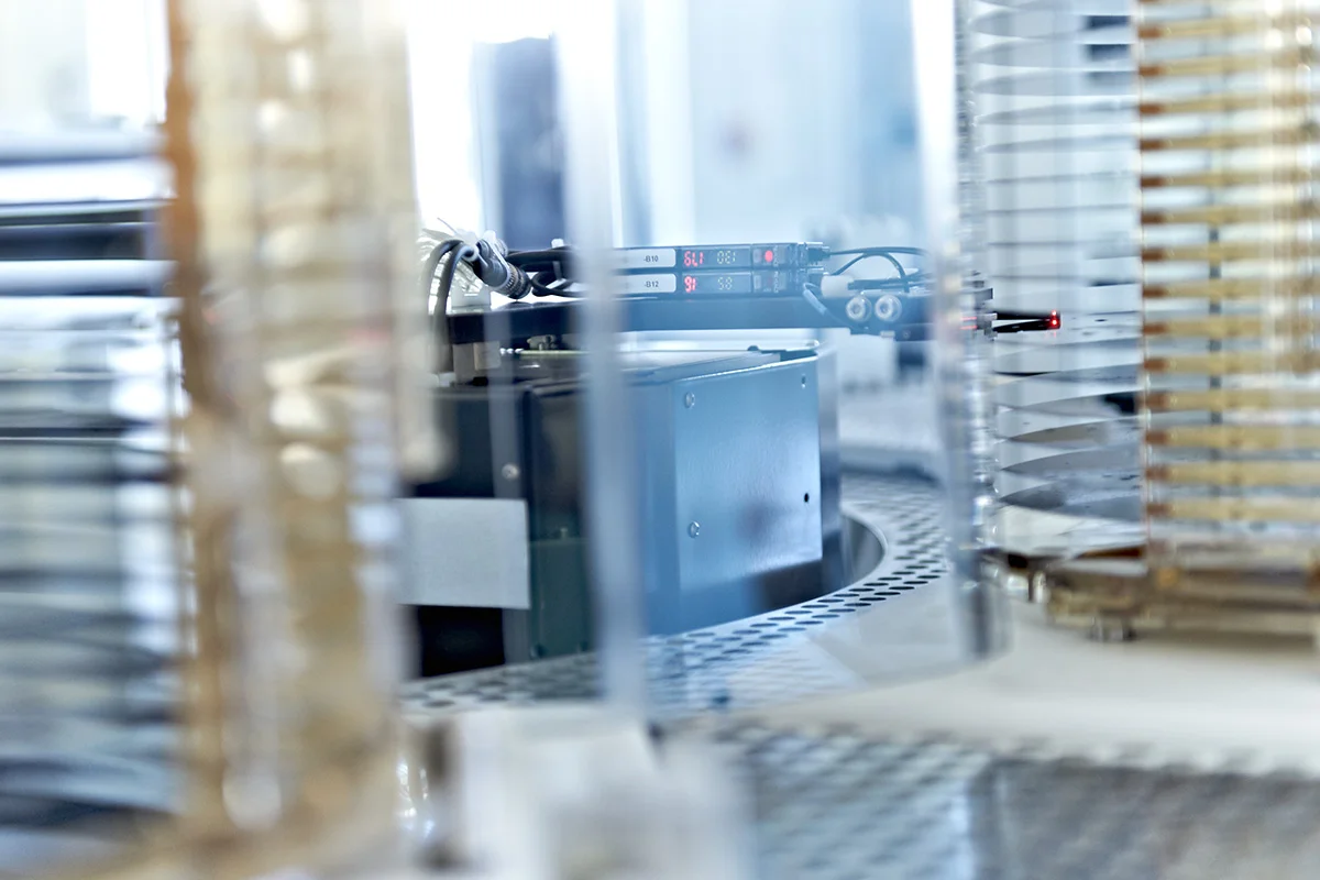 View into a scanning acoustic microscope